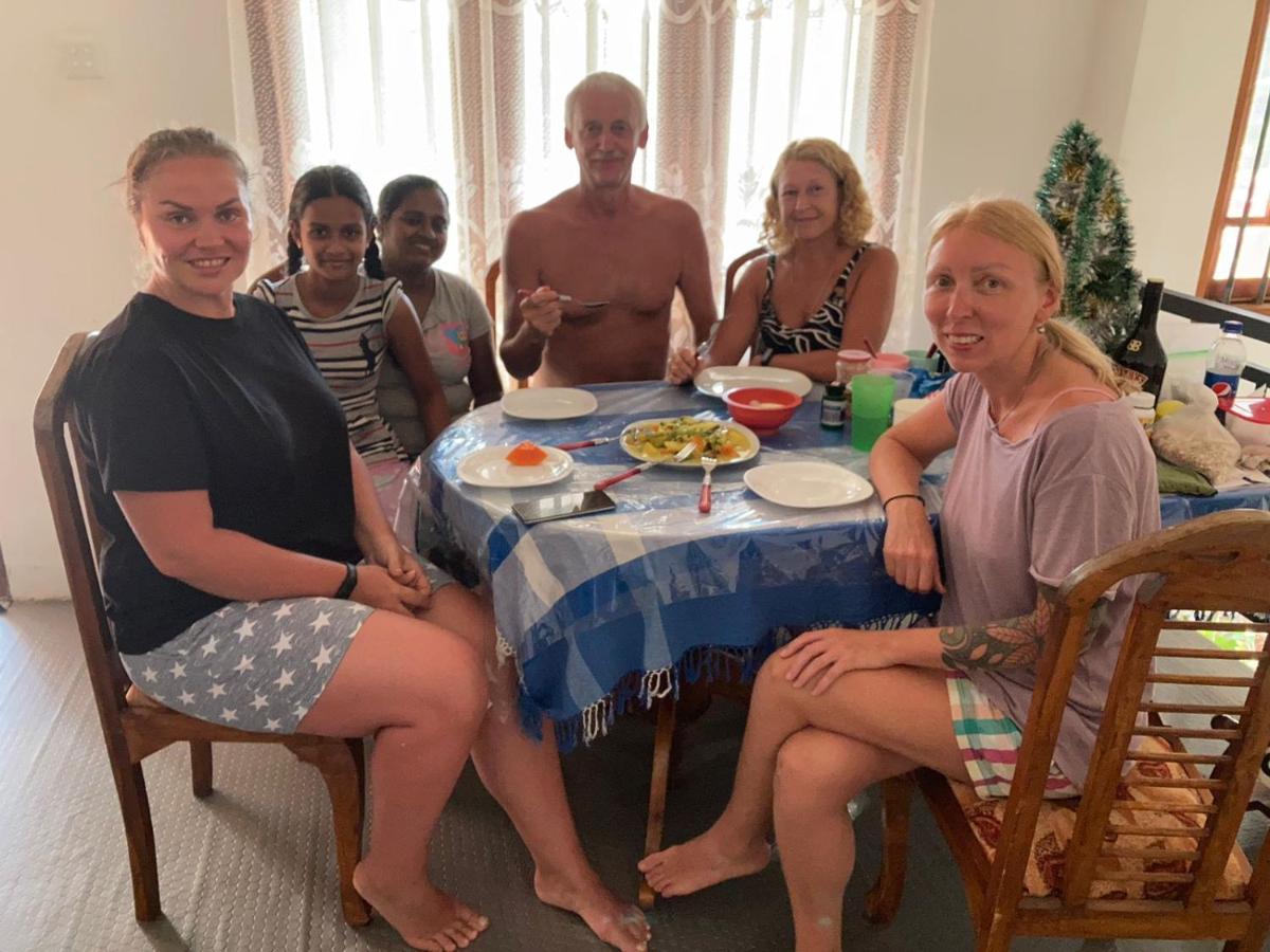 Great yeheni villa Hikkaduwa Dış mekan fotoğraf