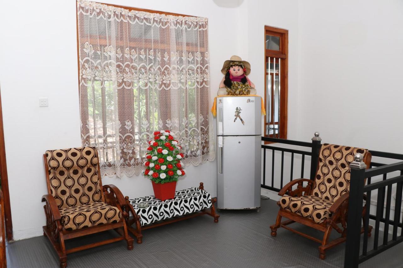Great yeheni villa Hikkaduwa Dış mekan fotoğraf