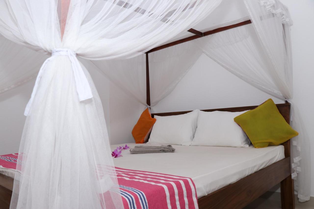 Great yeheni villa Hikkaduwa Dış mekan fotoğraf