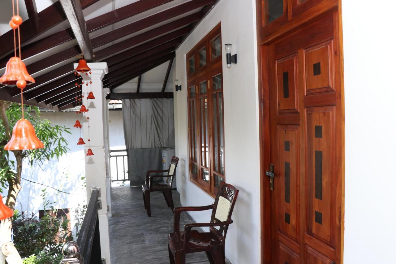 Great yeheni villa Hikkaduwa Dış mekan fotoğraf